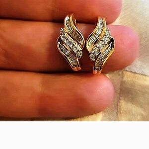 14k YG DIAMOND Earrings